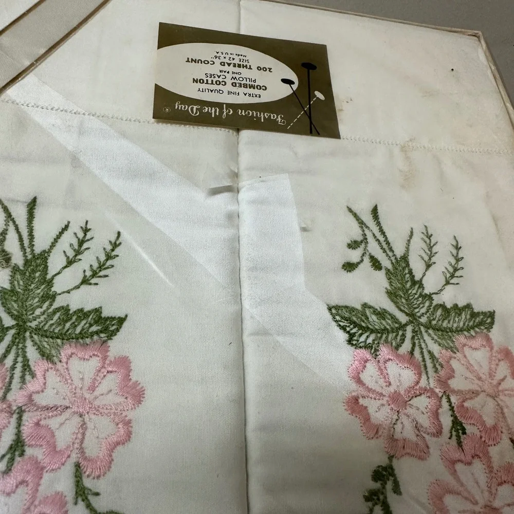 Vintage Embroidered Pillowcases Combed Cotton 200 TC White Pink Floral Set of 2